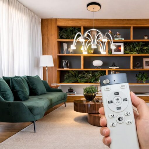 Suspension LED design gris 84W avec télécommande installée dans un salon moderne éclairage intérieur contemporain